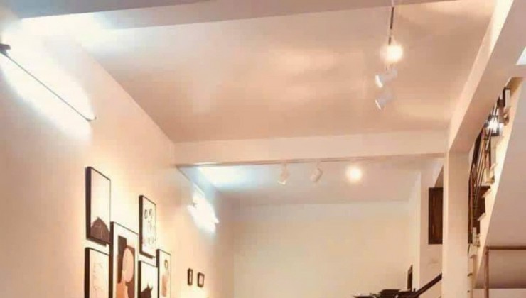 CHO THUÊ NHÀ NGÕ Ô TÔ 7 CHỖ PHỐ DƯƠNG VĂN BÉ, 5 TẦNG, 55M2, 4 NGỦ, 4 WC - 17 TRIỆU